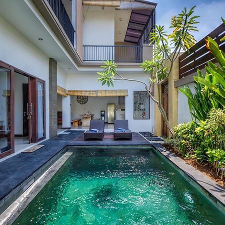Villa Raka Managed By Manara Legian Εξωτερικό φωτογραφία
