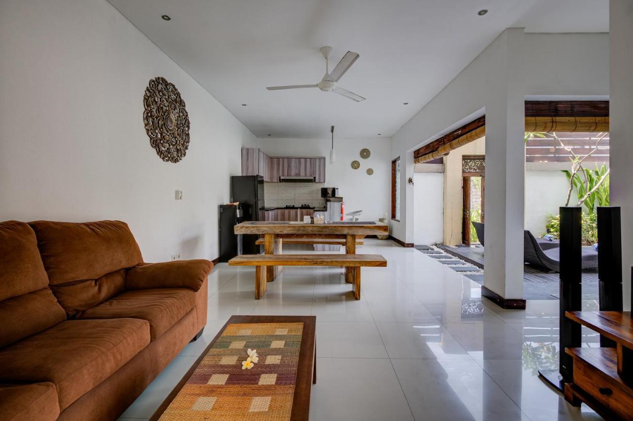 Villa Raka Managed By Manara Legian Εξωτερικό φωτογραφία