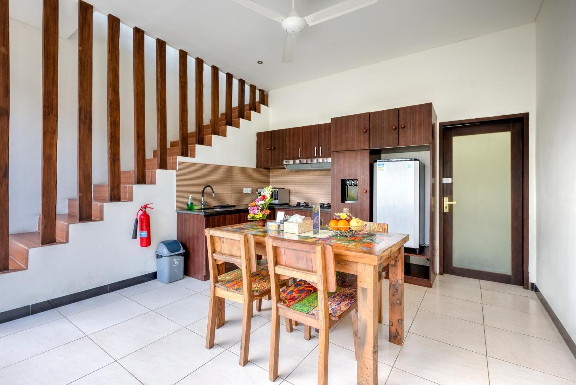 Villa Raka Managed By Manara Legian Εξωτερικό φωτογραφία