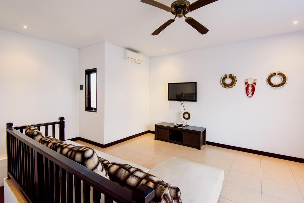 Villa Raka Managed By Manara Legian Εξωτερικό φωτογραφία