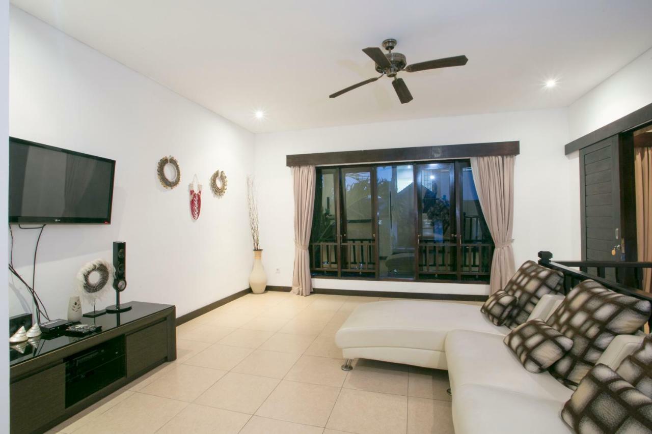 Villa Raka Managed By Manara Legian Εξωτερικό φωτογραφία